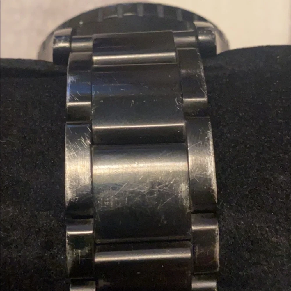 Not for sale…..Men’s Nixon watch!!! - Picture 4 of 5